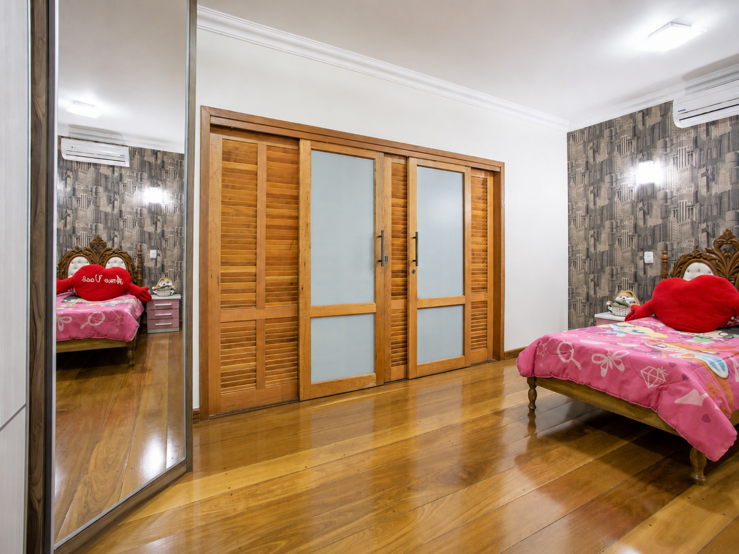 Residência com arcos plenos — Maringá PR