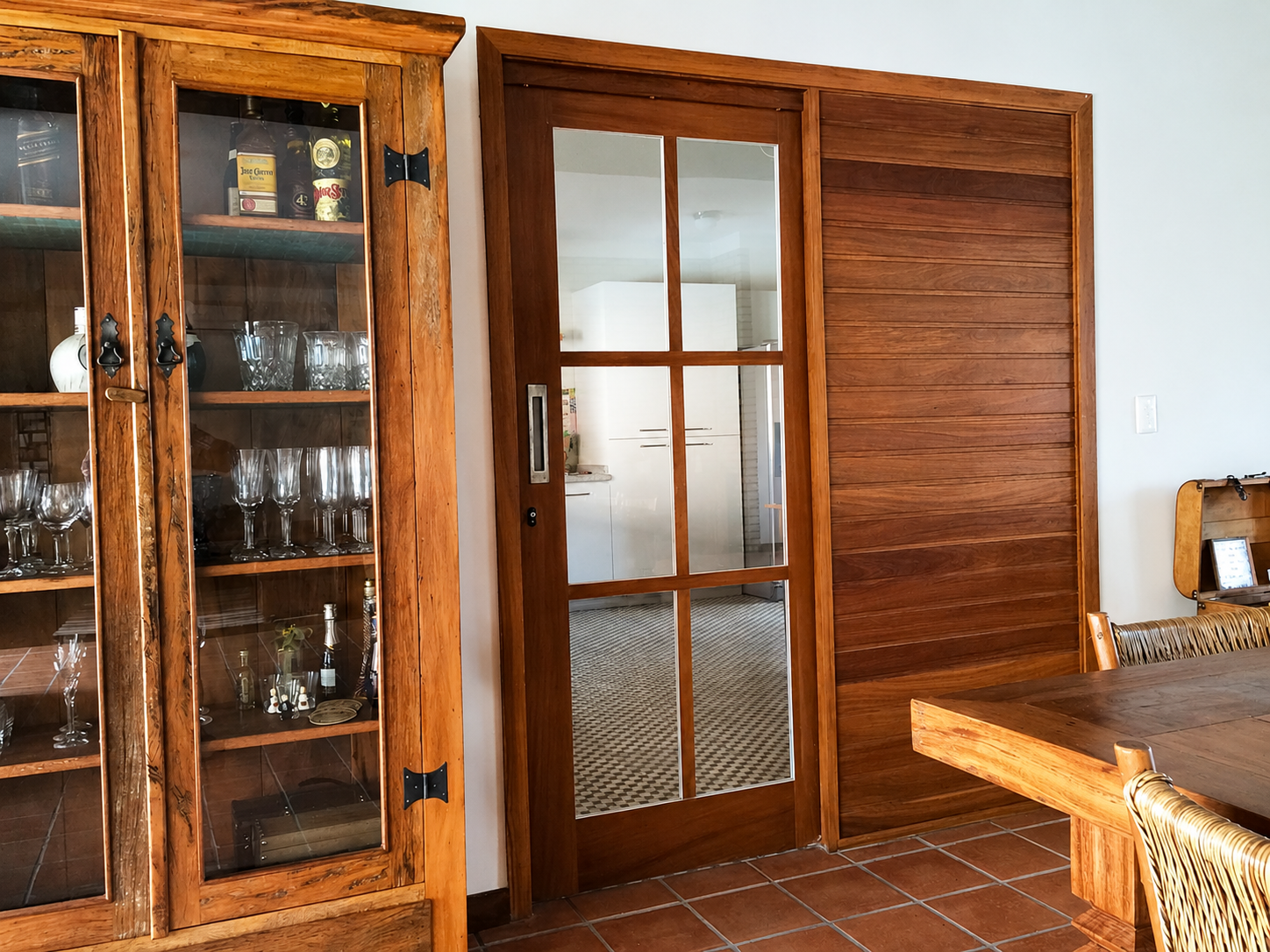 Residência em Promissão SP — diferentes sistemas de abertura e integração